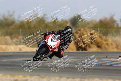 media/Jan-14-2024-SoCal Trackdays (Sun) [[2e55ec21a6]]/Turn 2 (1025am)/